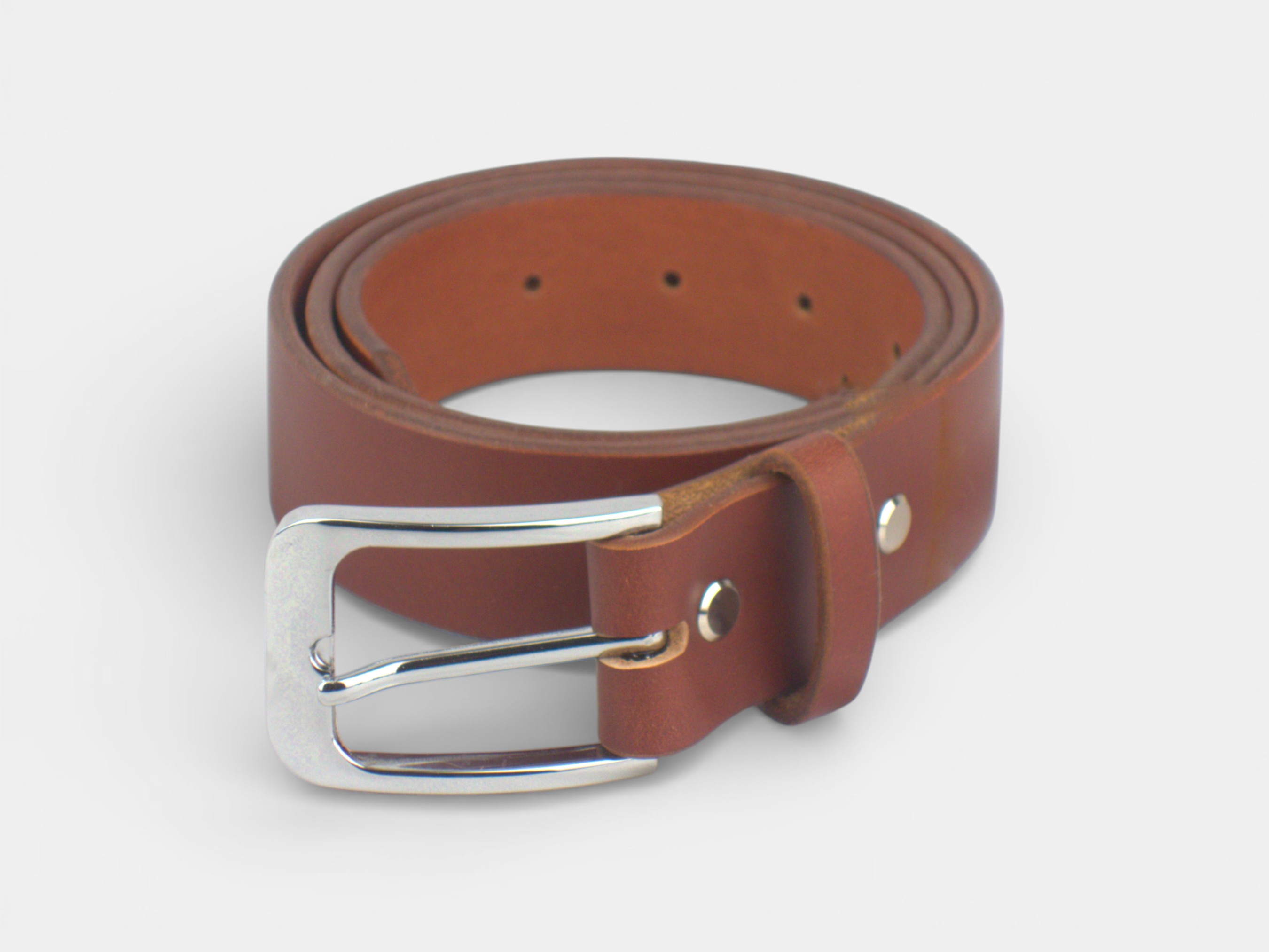 Cognac belt in box